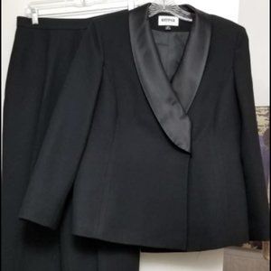 Kasper Black Tuxedo Suit